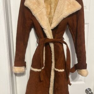 Elegant Tan Shearling Leather Jacket